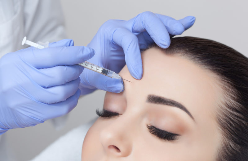 dermatologist injecting wrinkle relaxers
