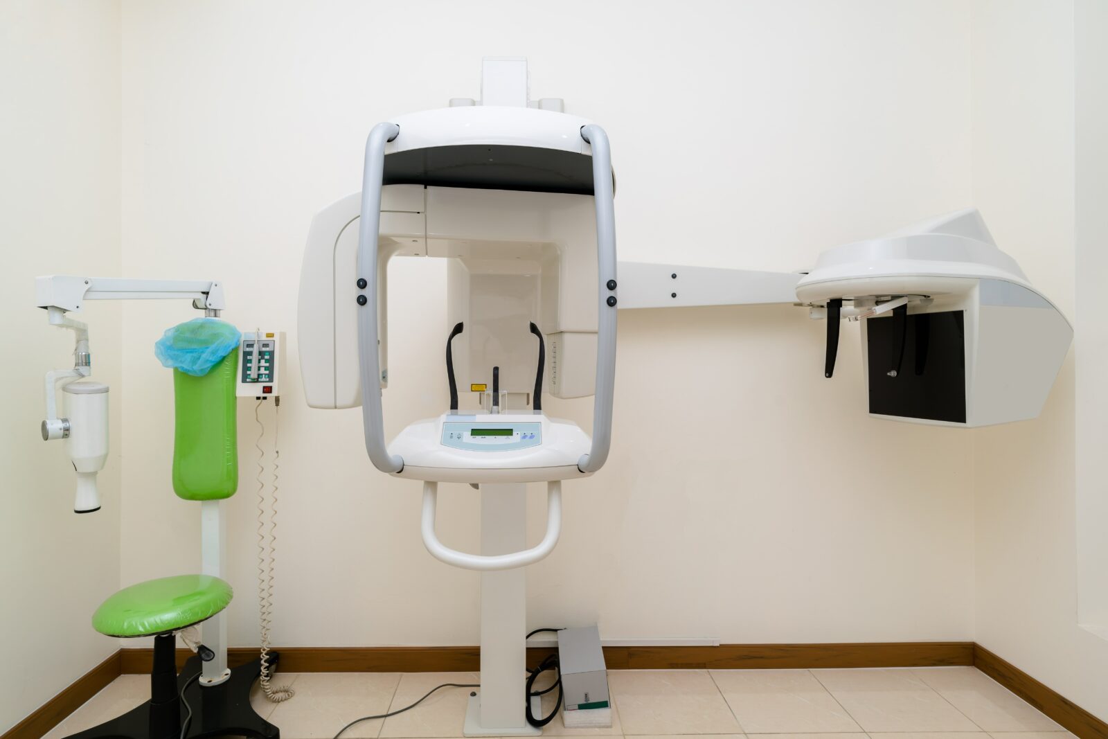 3 Fast Facts on CBCT Scans, Digital Denture + Implants