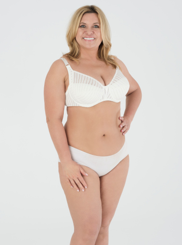 Illustrative image representing body confidence and abdominal contouring after awake tummy tuck planning