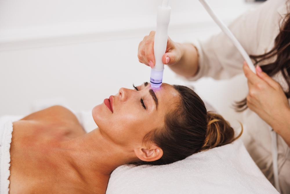 The Benefits of Regular Hydrafacials for Healthy, Glowing Skin