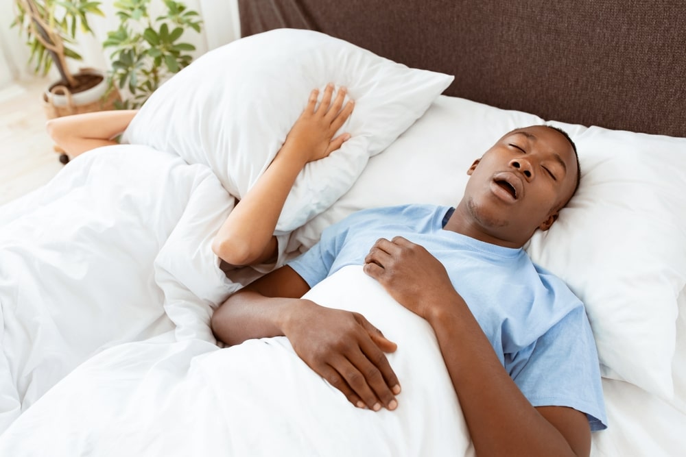 Health problems, deep sleep and apnea, noise and bad night