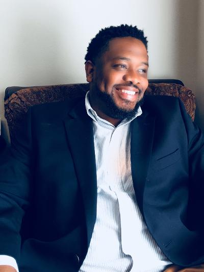 Deonte Broussard showing the concept of Deonte B., LPC-S