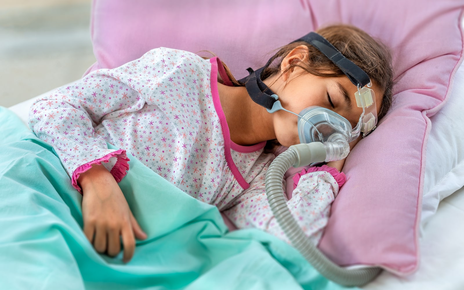Child with CPAP