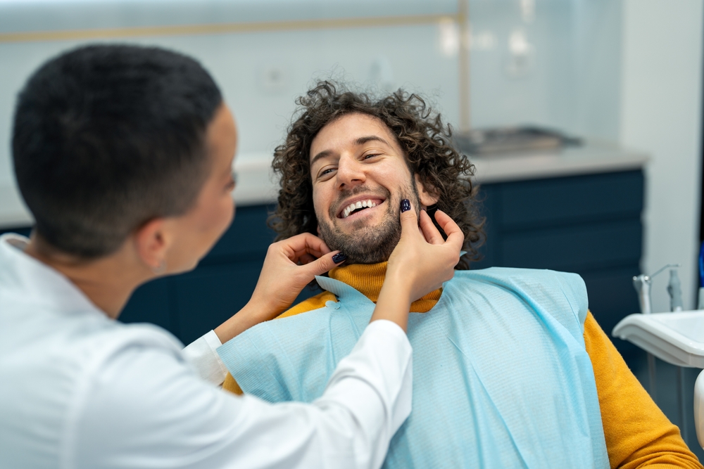 What to Expect When Upgrading from Dentures to Implants