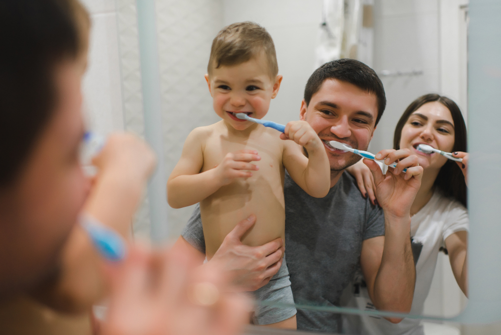 safe children to use regular toothpaste