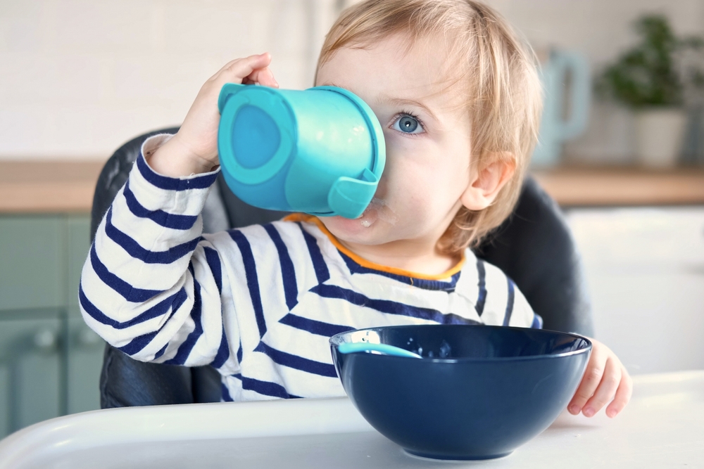 How Baby Bottles and Sippy Cups Affect Your Child’s Teeth
